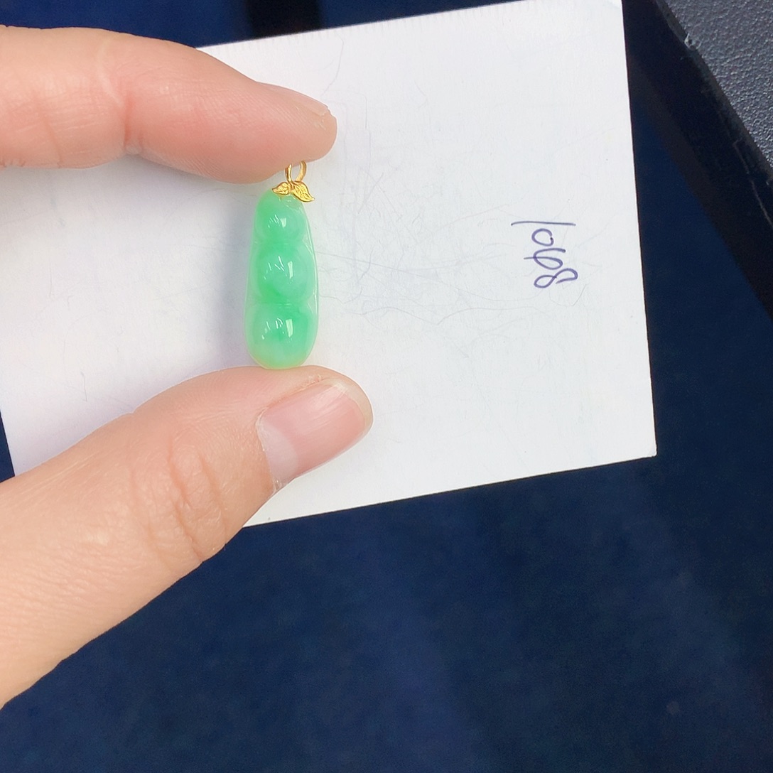 【闪购商品】翡翠颈饰18K金镶嵌0000000