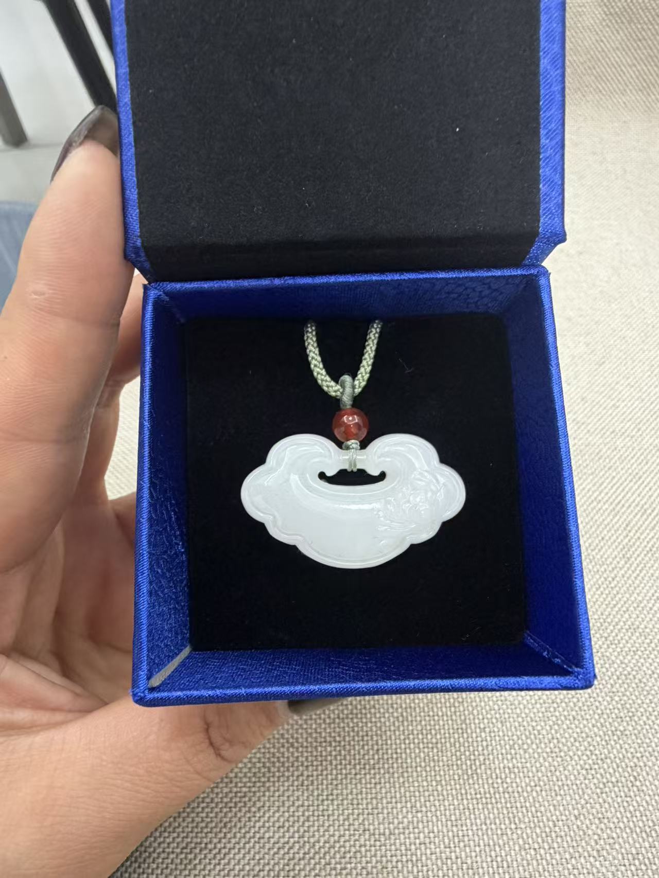 和田玉平安如意锁