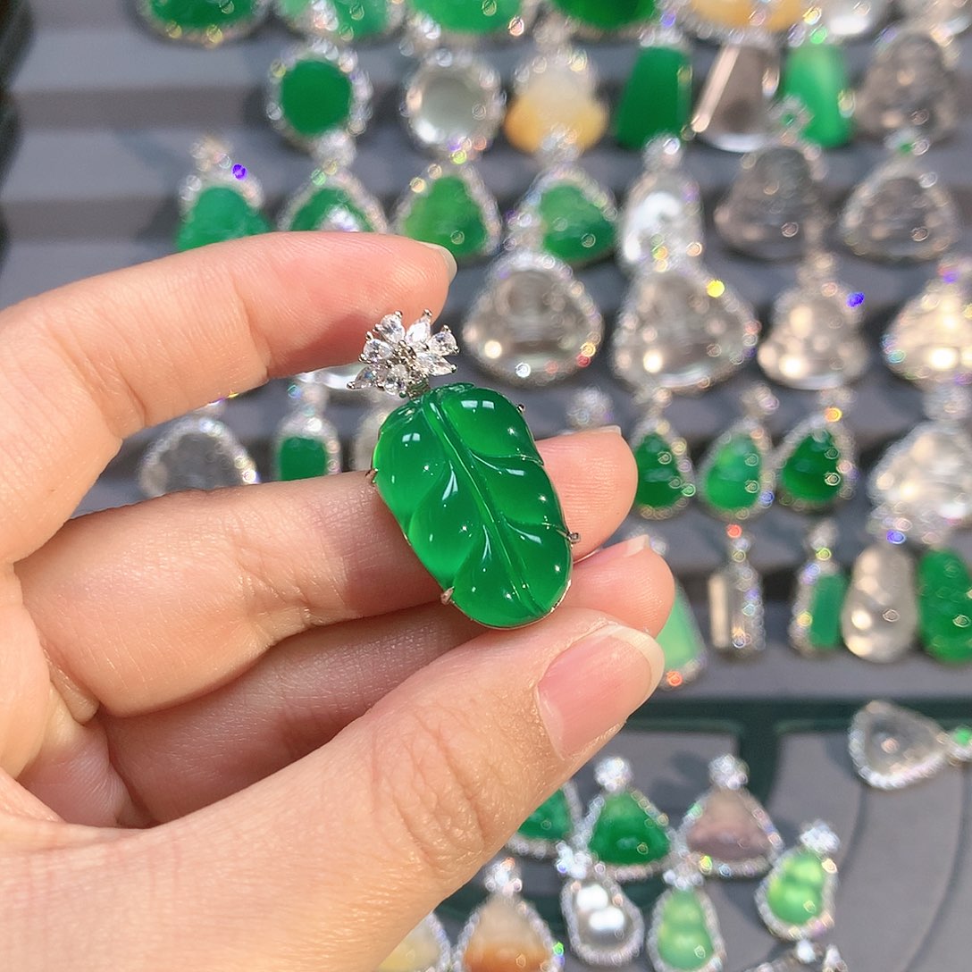 玛瑙/玉髓颈饰银S925镶嵌