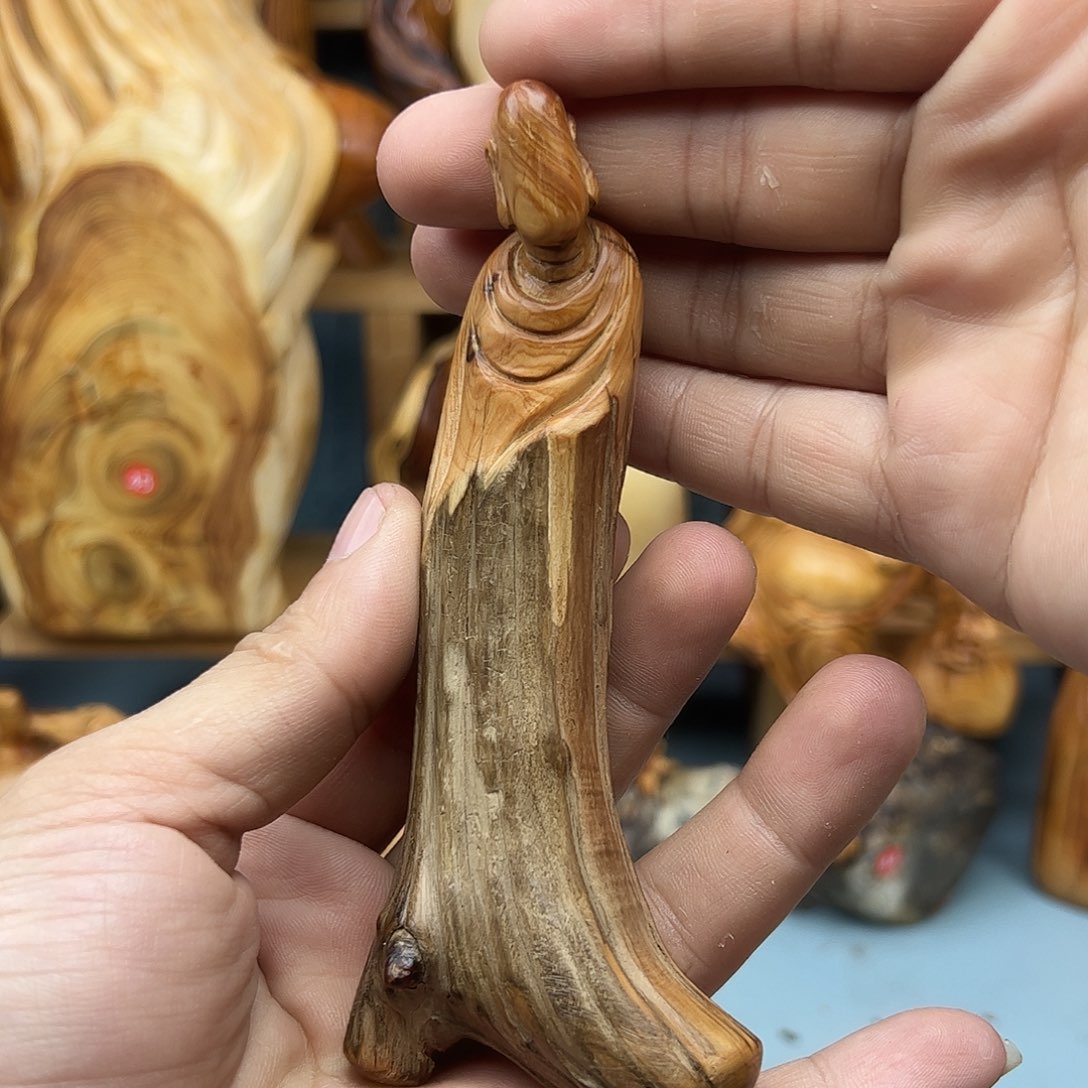 木冬**狼柏木摆件手把件