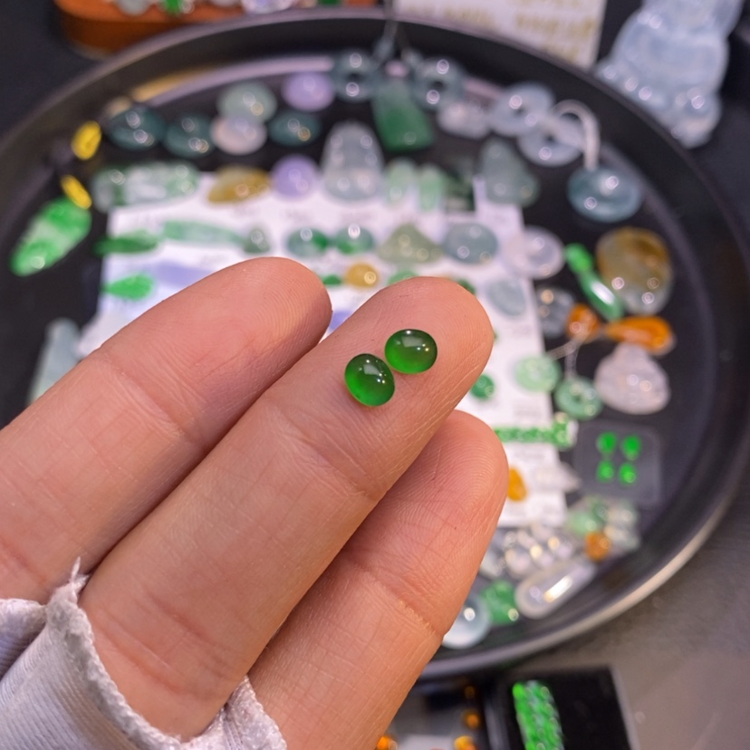 【闪购商品】翡翠挂件未镶嵌蛋