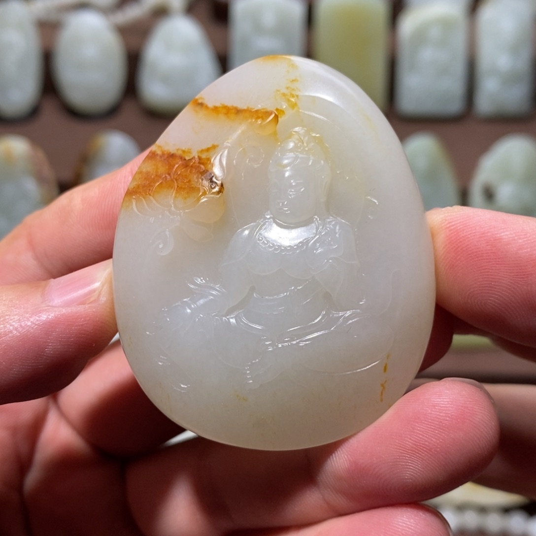 和田玉未镶嵌颈饰