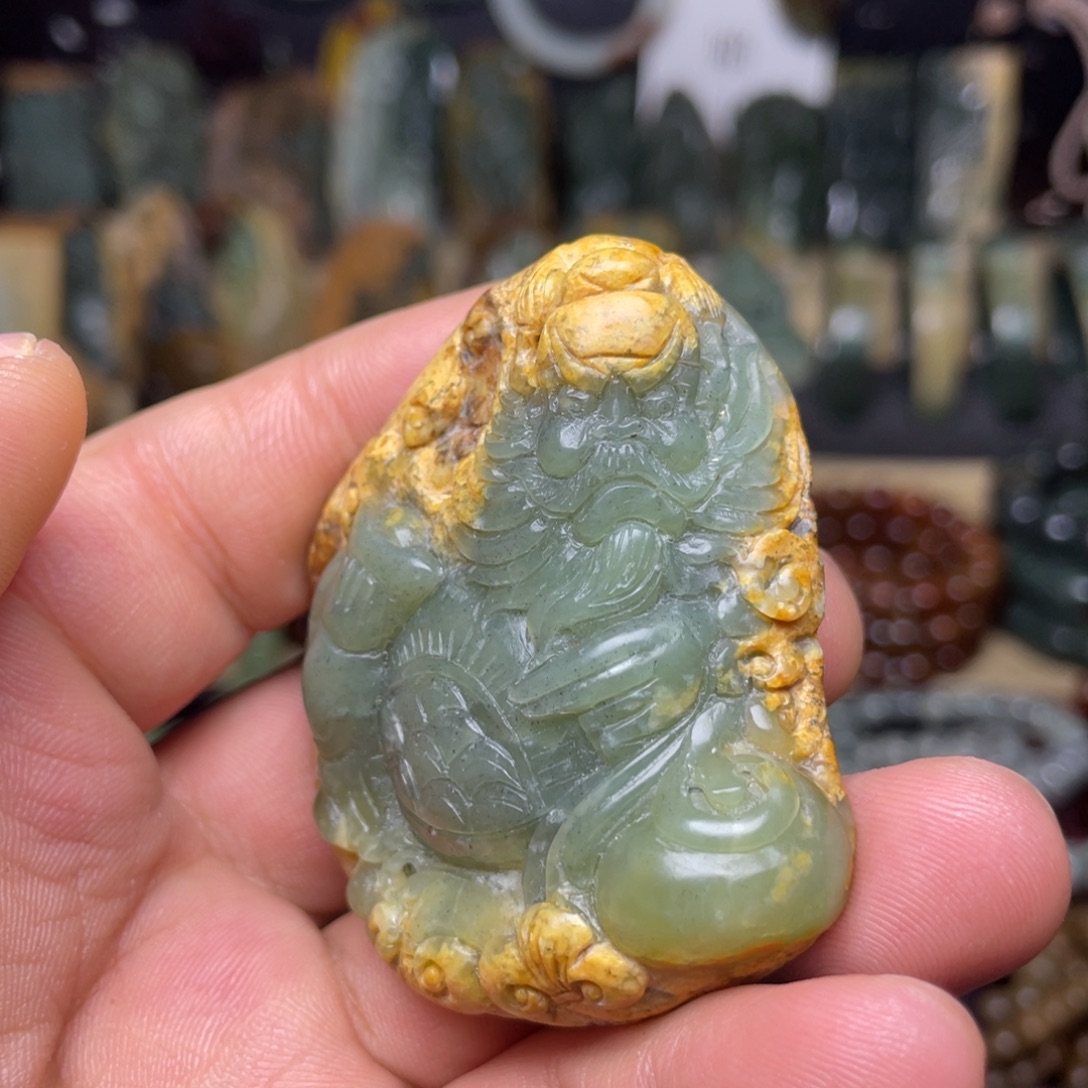 岫岩河磨玉（透闪石质玉）未镶嵌颈饰