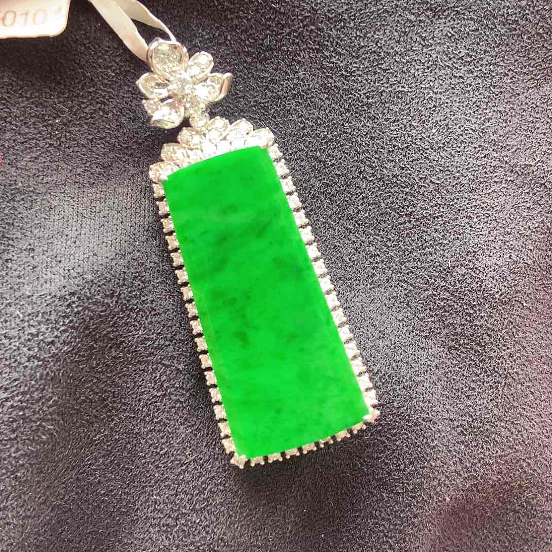 翡翠颈饰18K金镶嵌上新