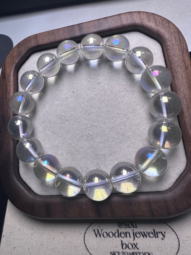 A  150  卡12月光手串