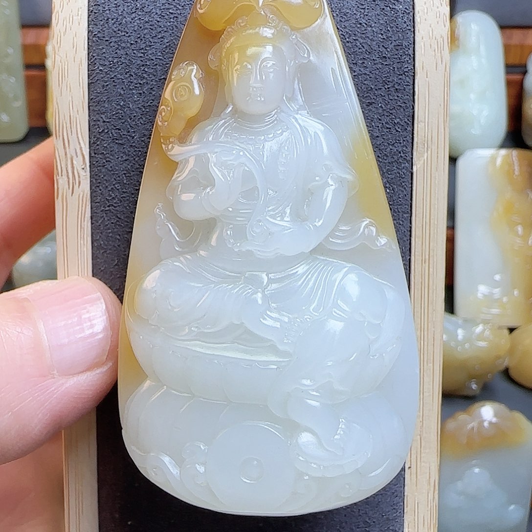 和田玉（糖玉）颈饰未镶嵌S**o
