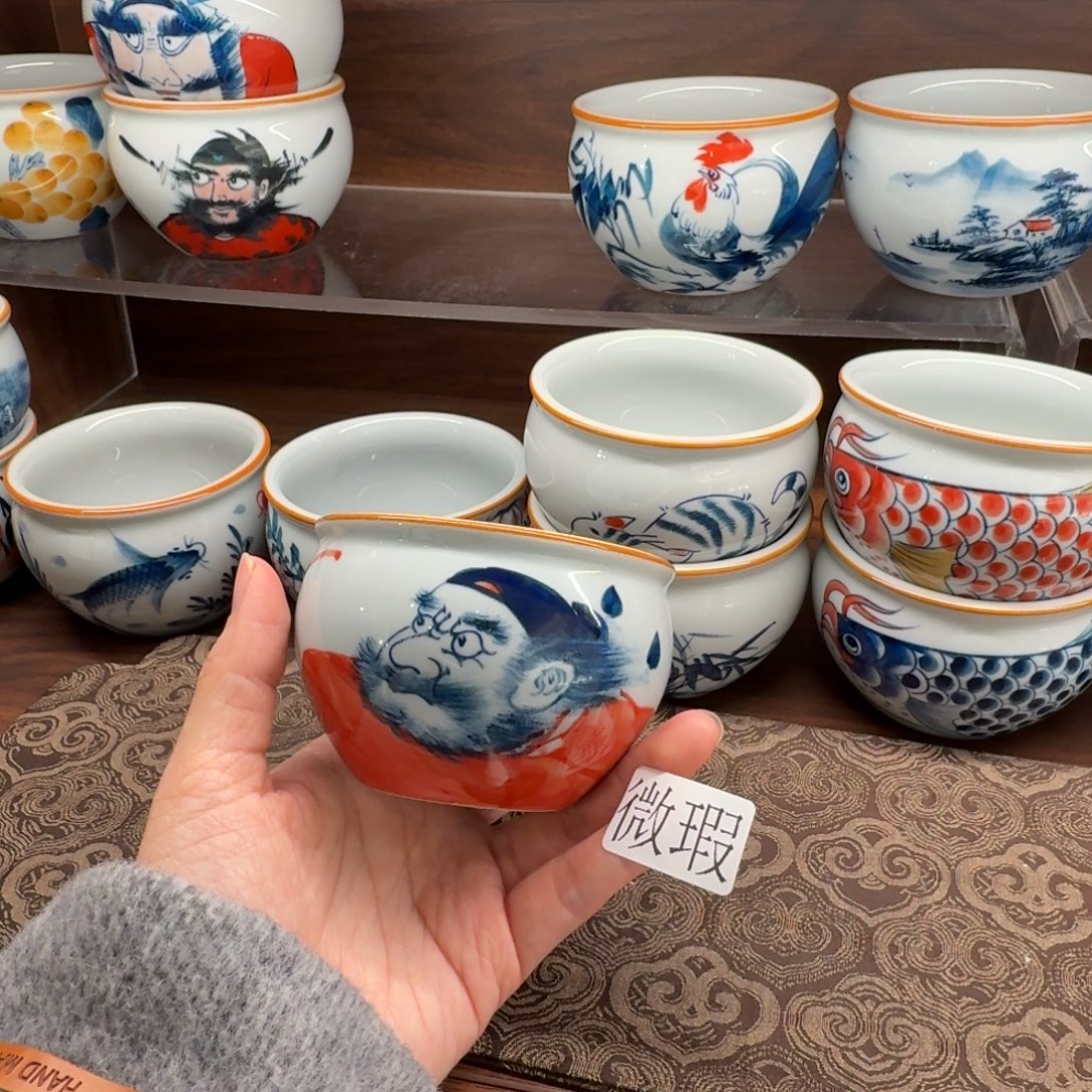 釉下手绘茶具微瑕
