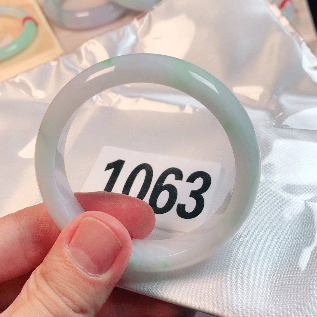 翡翠手镯未镶嵌翡翠手镯1063