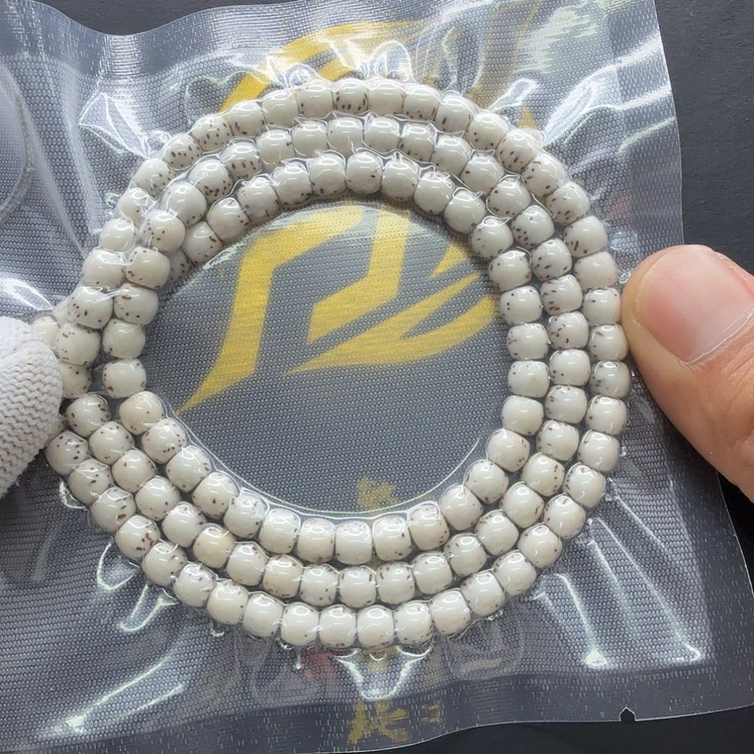 吊坠星月菩提24一物一图瓷白针尖星河豚6左右108