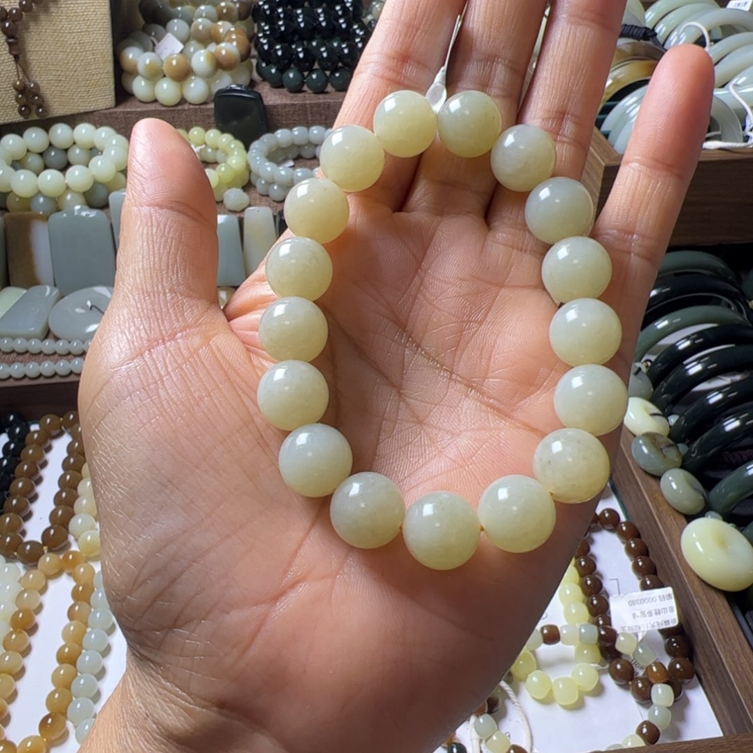 和田玉未镶嵌手链