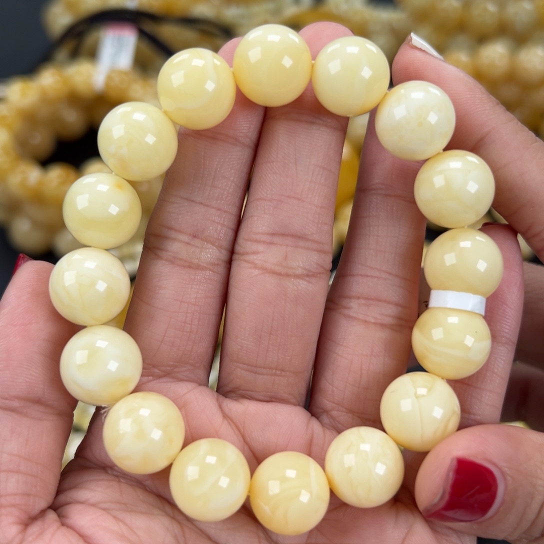 琥珀未镶嵌手链23克