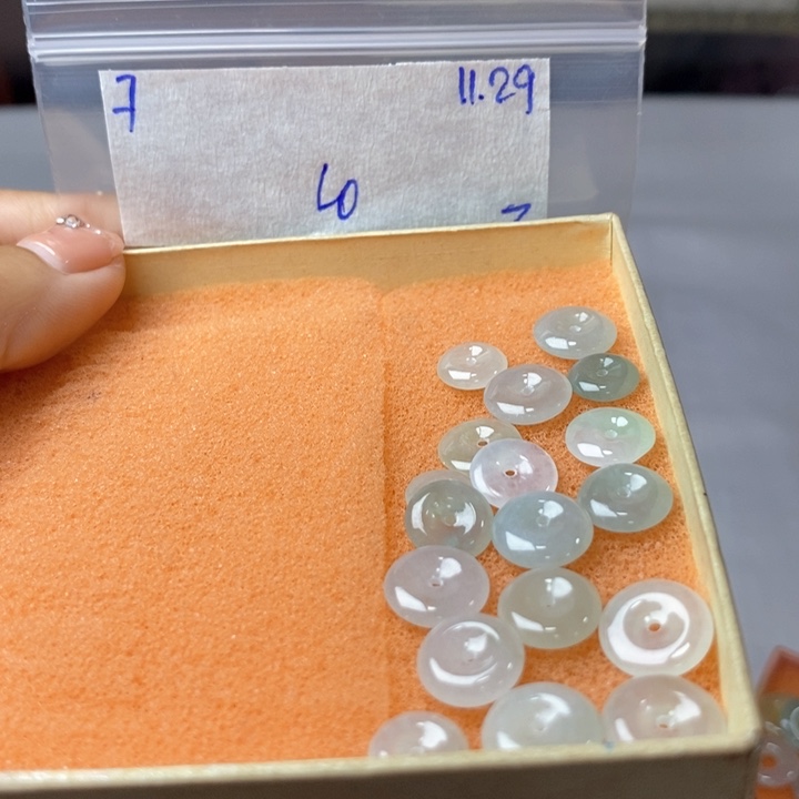 定制翡翠未镶嵌不退