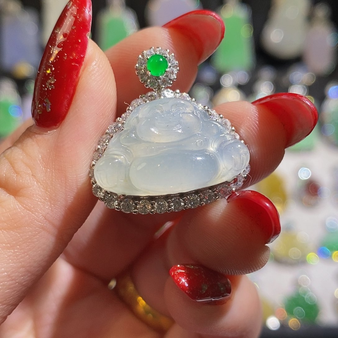 翡翠颈饰银S925镶嵌天然翡翠