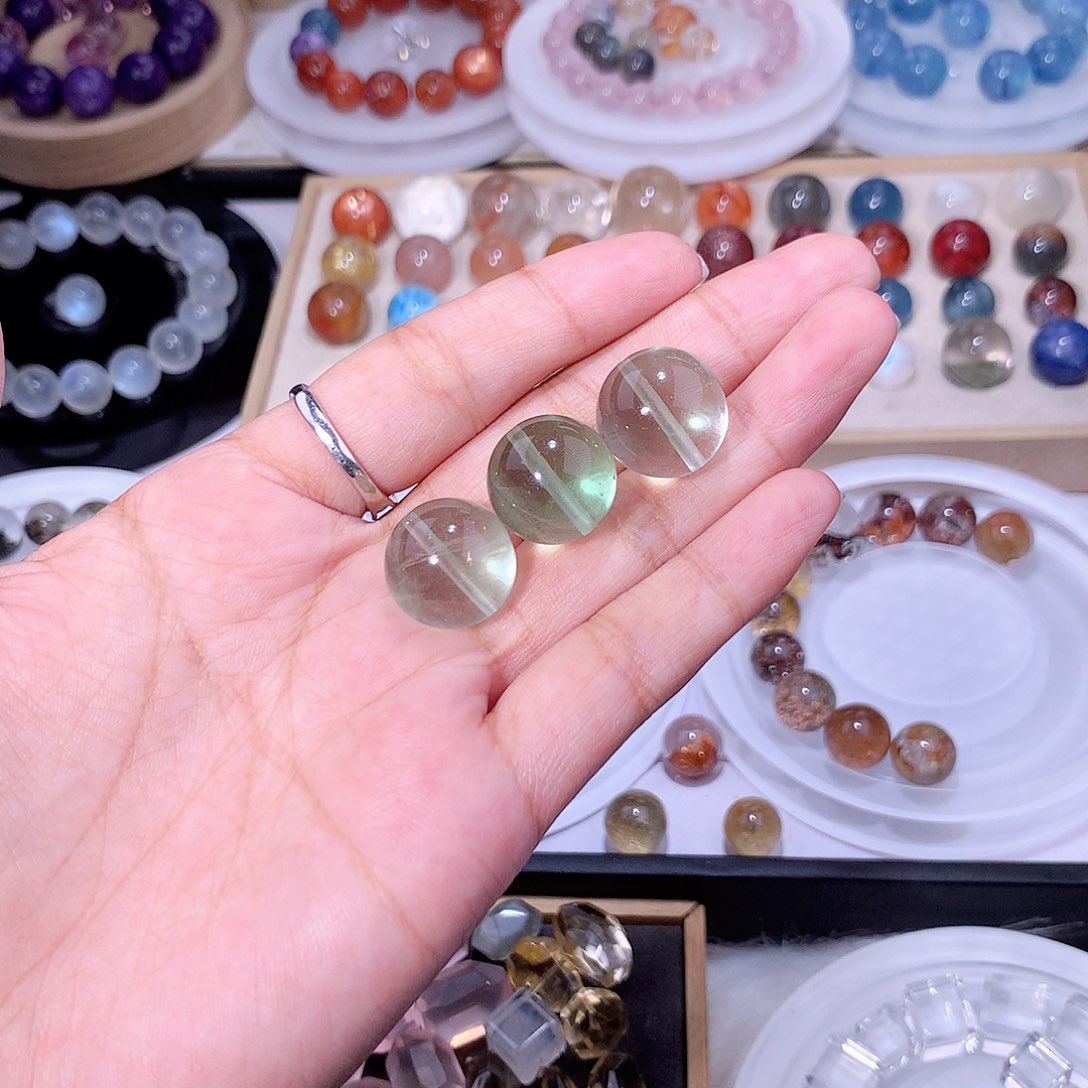 水晶珠宝半成品未镶嵌不****晶