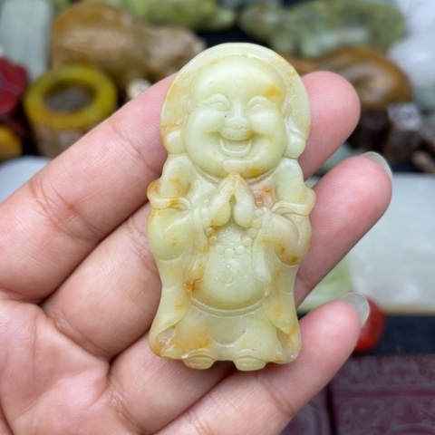 蛇纹石玉未镶嵌颈饰13