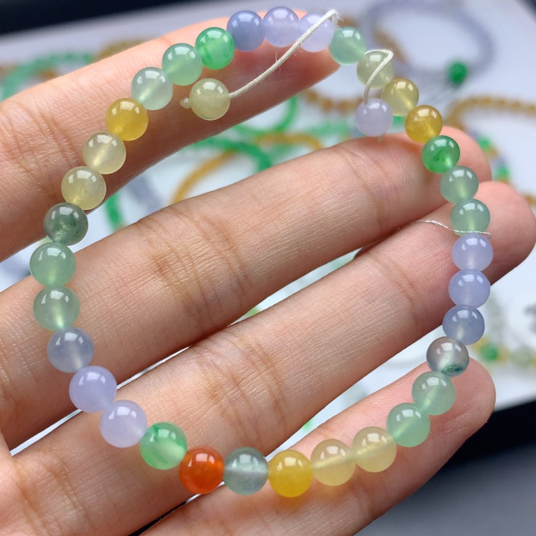 翡翠手链未镶嵌卡