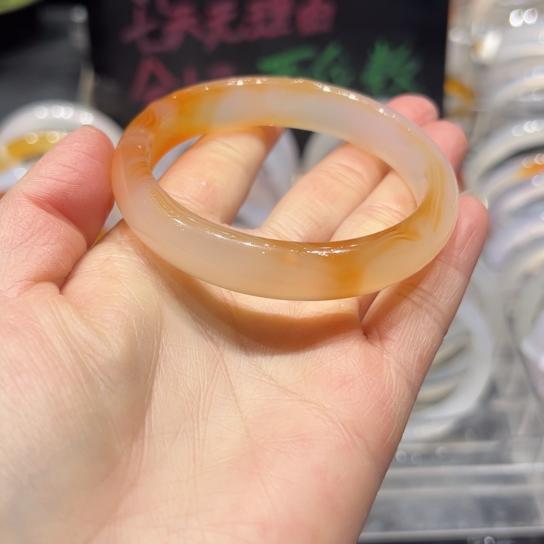 玛瑙/玉髓未镶嵌手镯