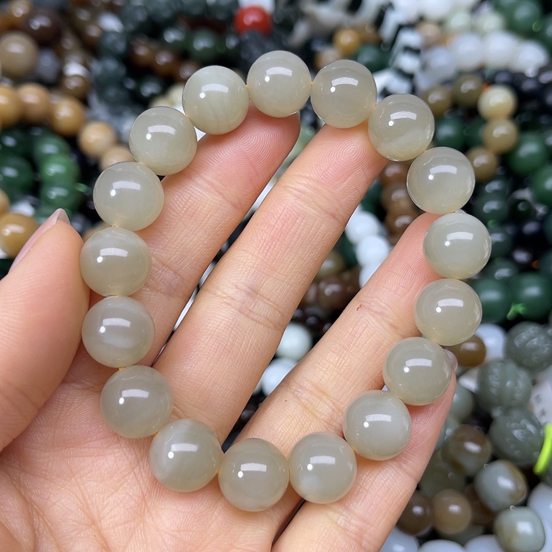 和田玉未镶嵌手链