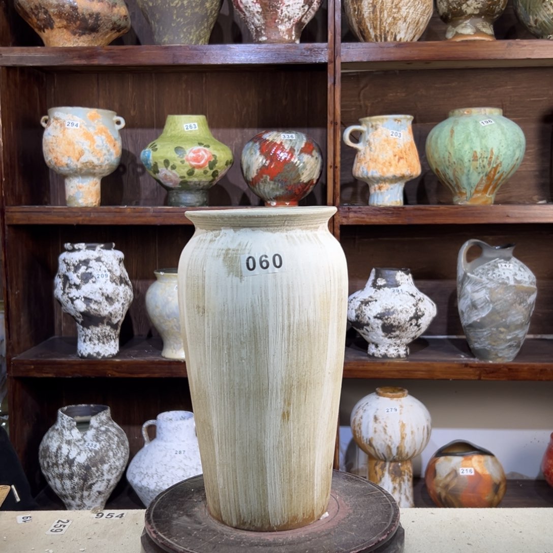 摆件60G8阿平左右的话题目光