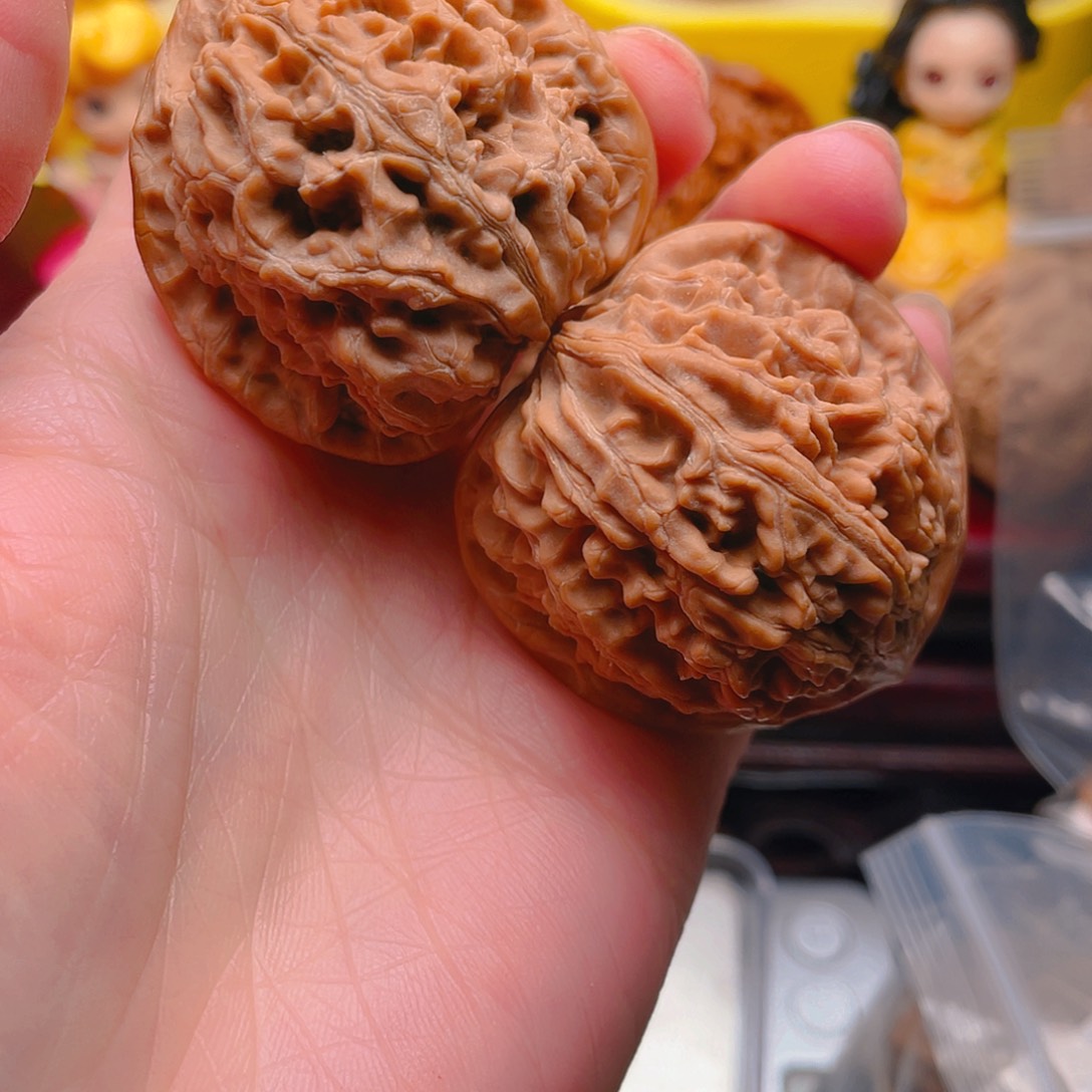 文玩核桃吊坠生****果40水龙纹