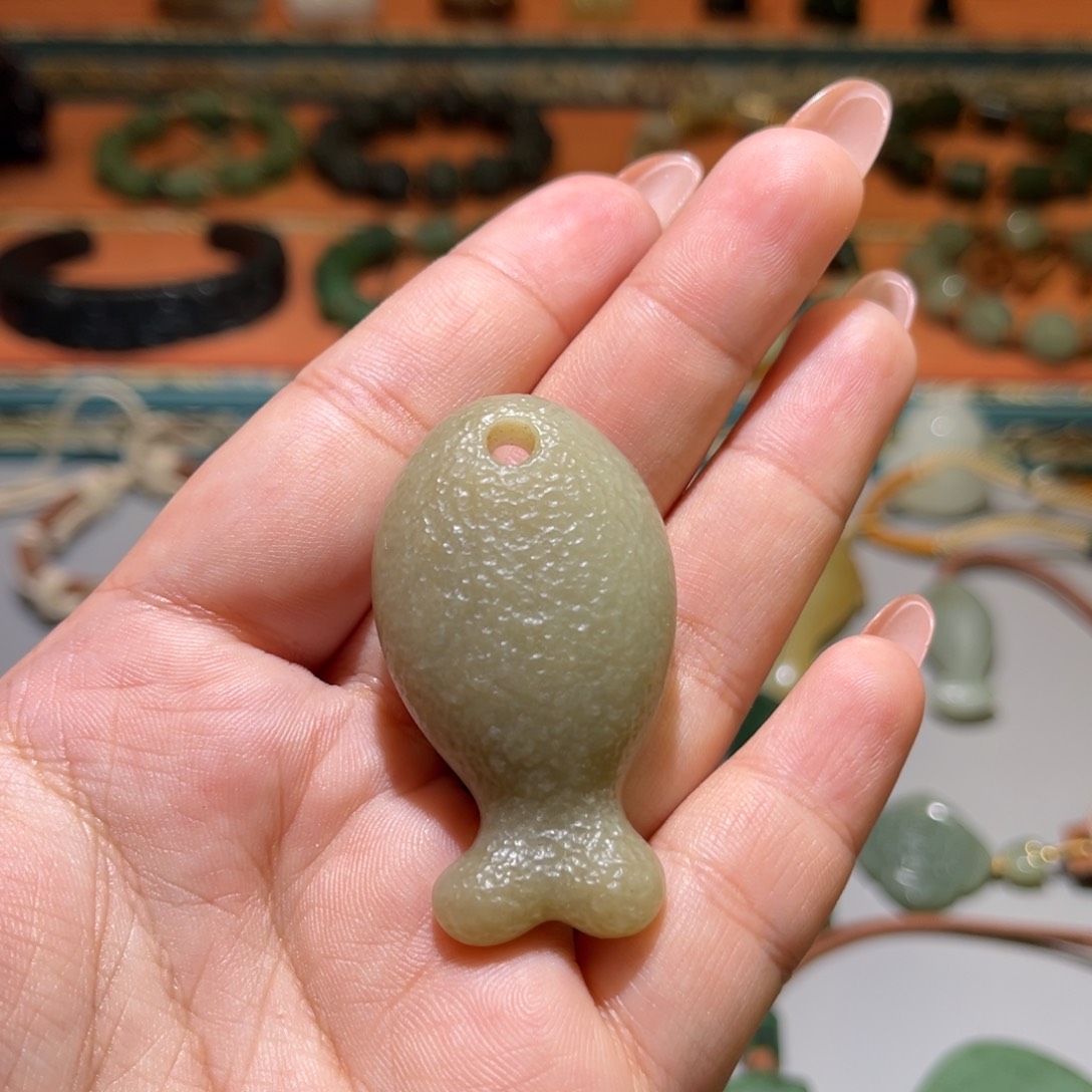 颈饰未镶嵌和田玉小*吖