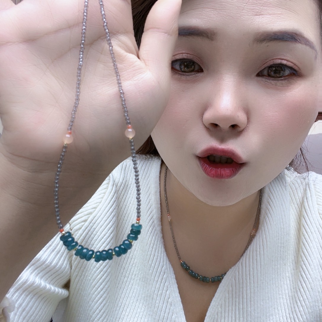 翡翠未镶嵌颈饰项链