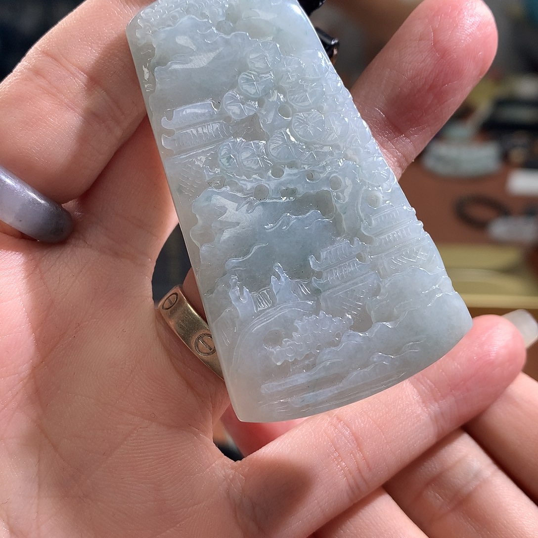 大***阀翡翠未镶嵌颈饰翡翠