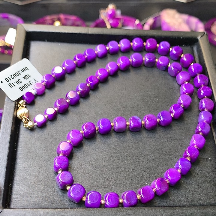 苏纪石（舒俱来）项链18K金镶嵌