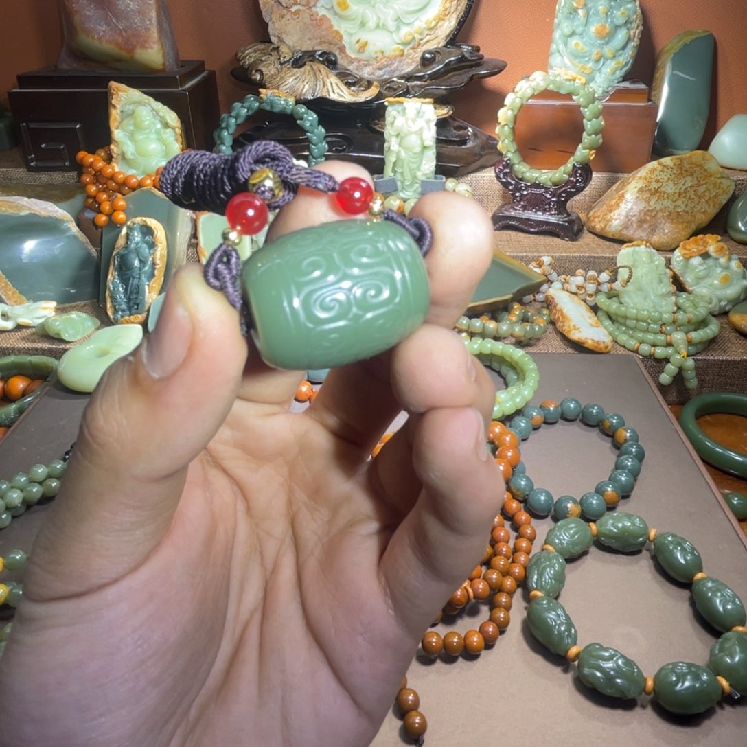 透闪石质玉回纹珠未镶嵌