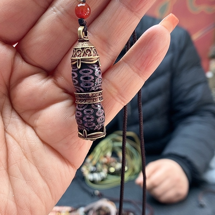 玛瑙/玉髓颈饰合金