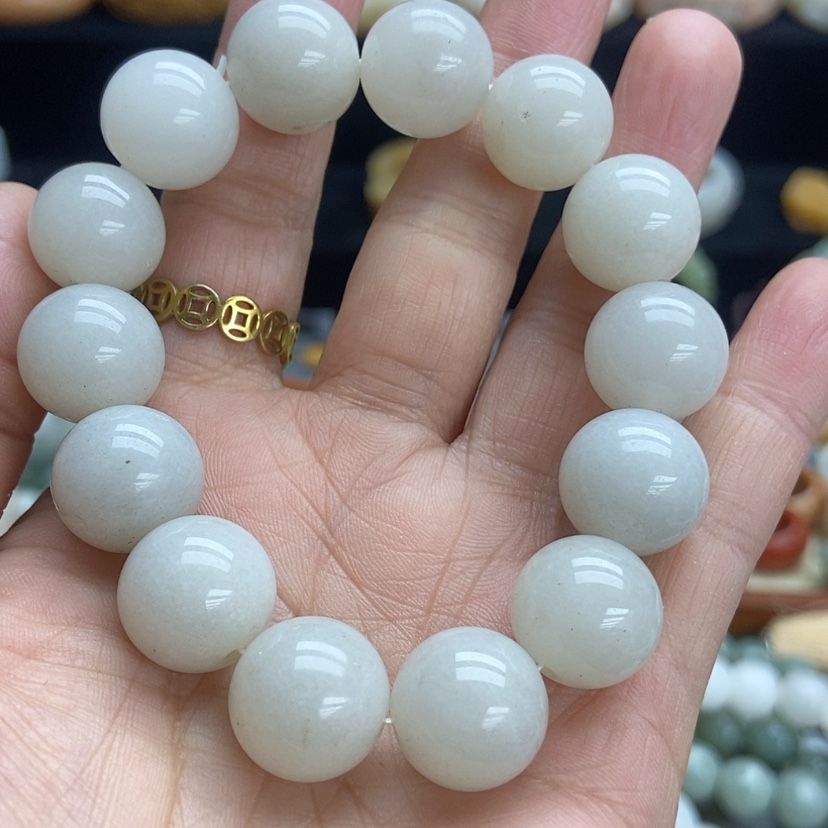 【闪购商品】石英质玉手镯62未镶嵌