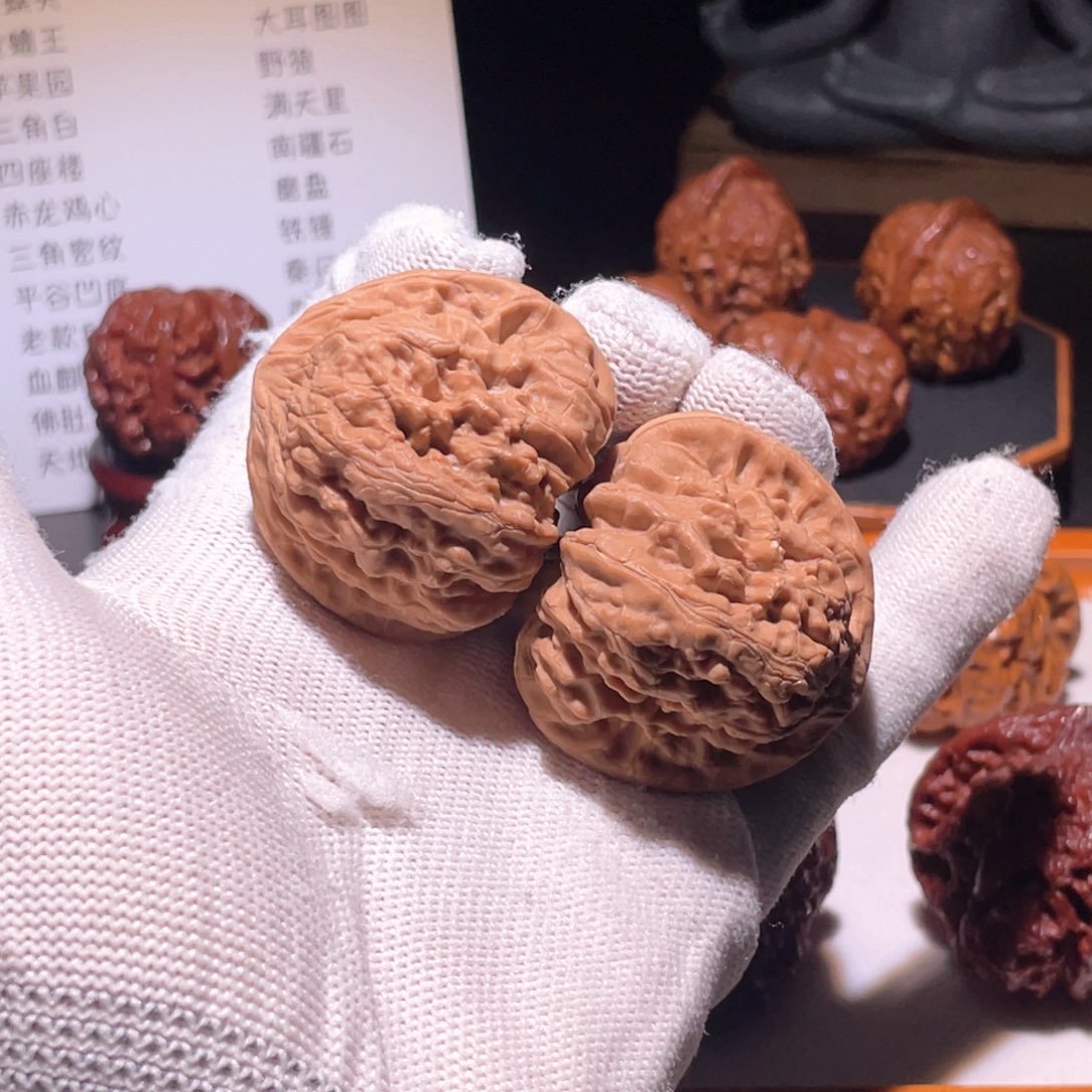 文玩核桃吊坠凹底4344，9211