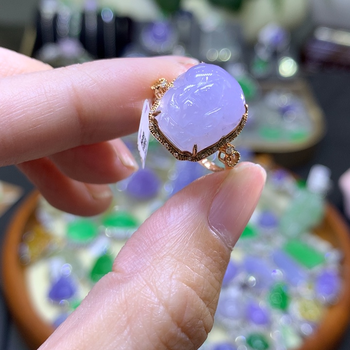 翡翠颈饰18K金镶嵌翡翠吊坠项链