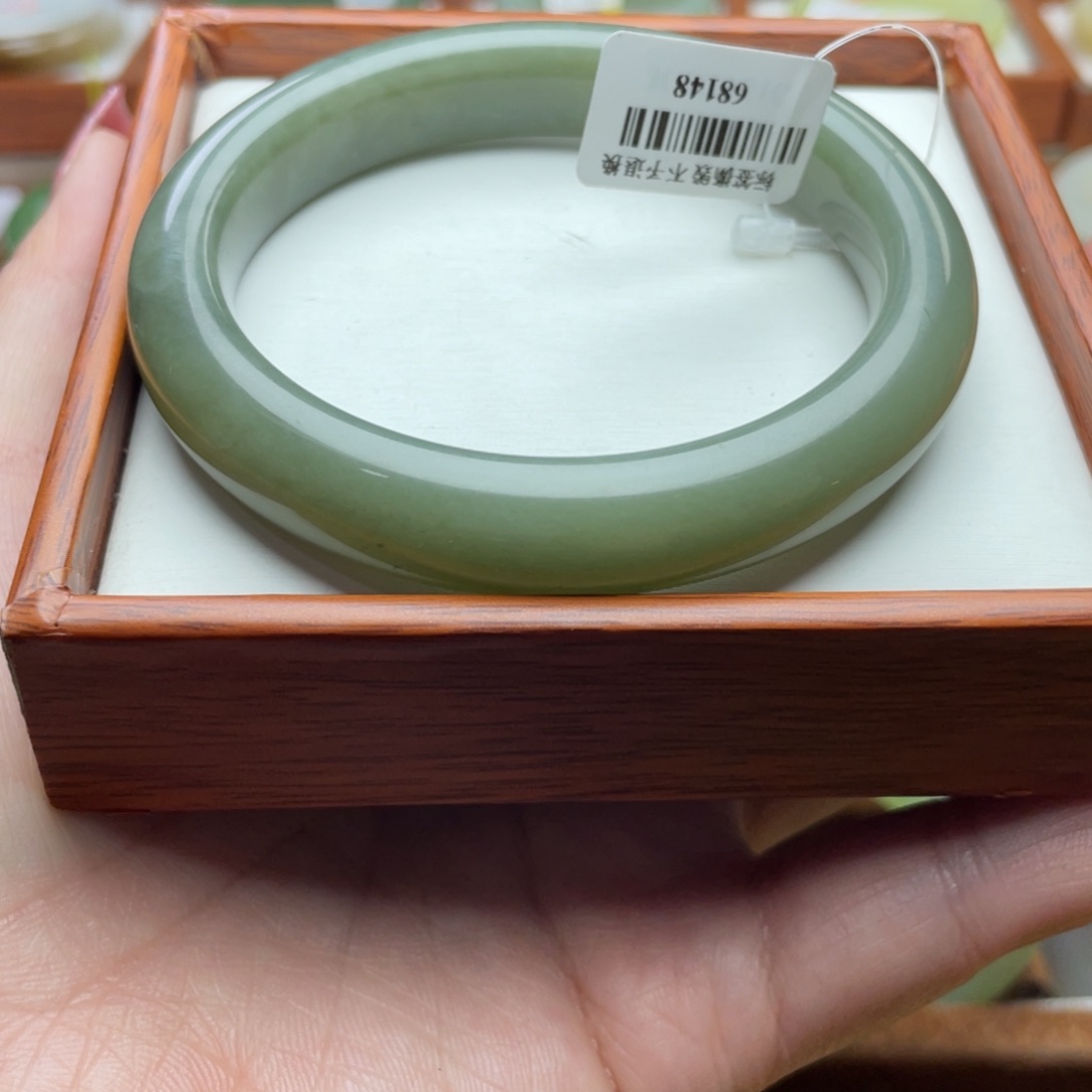 【闪购商品】和田玉手镯未镶嵌62.6