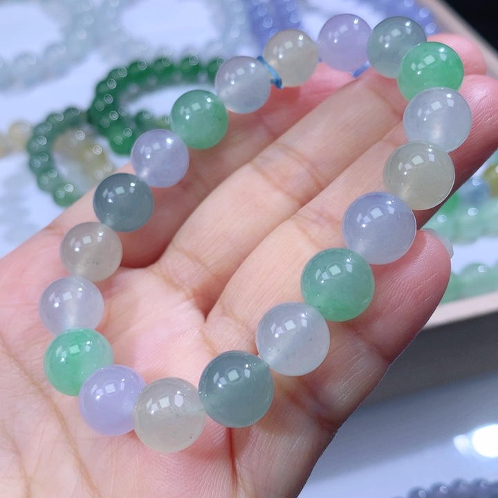 翡翠手链未镶嵌翡翠