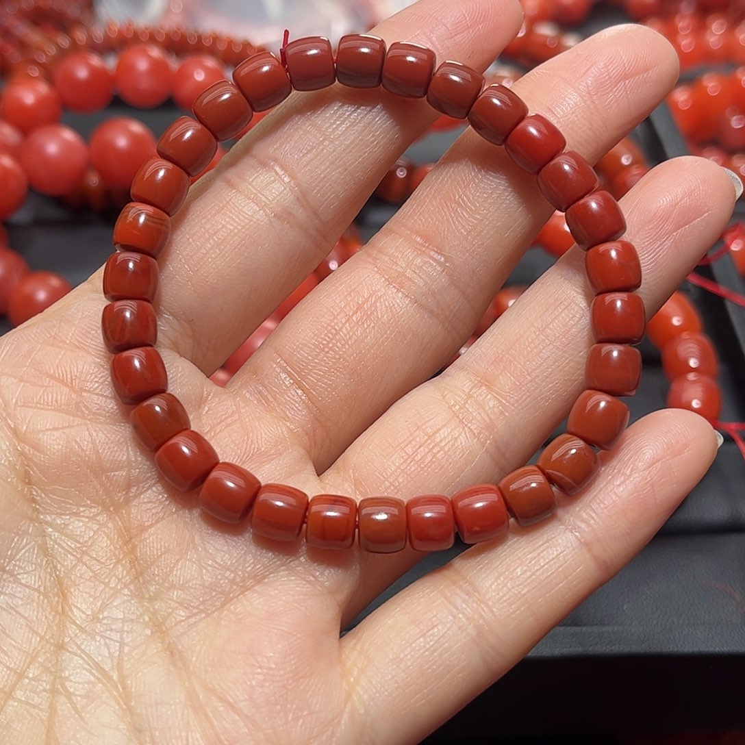 南红玛瑙手链未镶嵌缘*