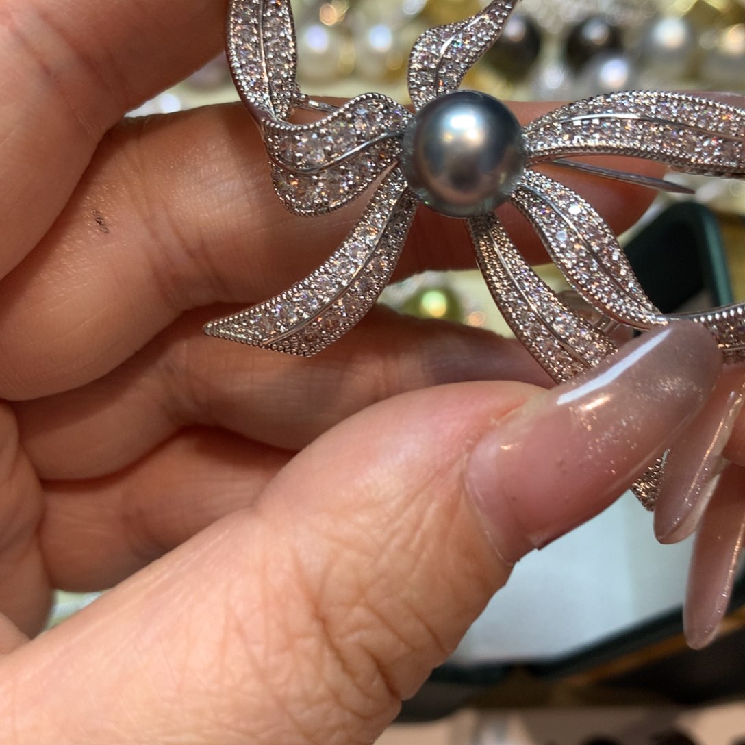 海水珍珠胸饰未镶嵌