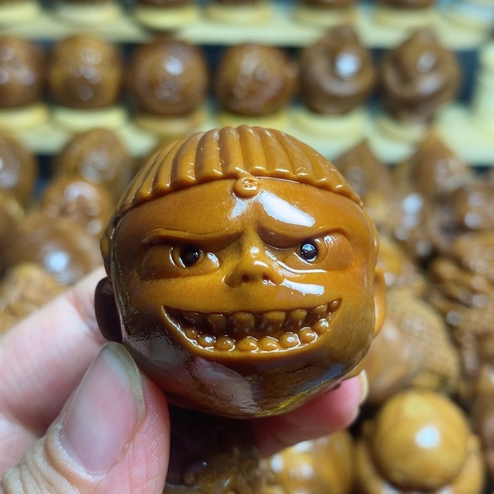 橄榄核把件?****。巴西大橄榄哪吒