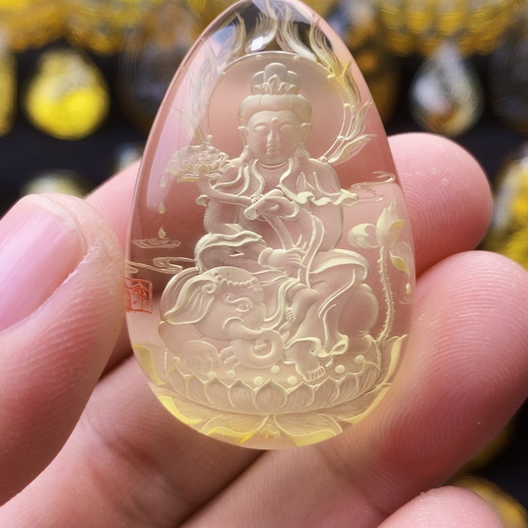 【闪购商品】金珀颈饰未镶嵌琥珀阴雕