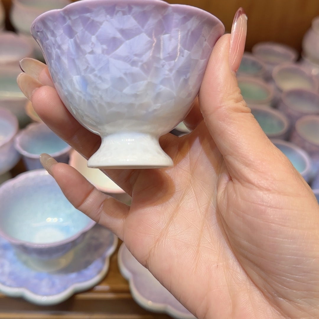 公***莫茶杯的设计是用小杯子做