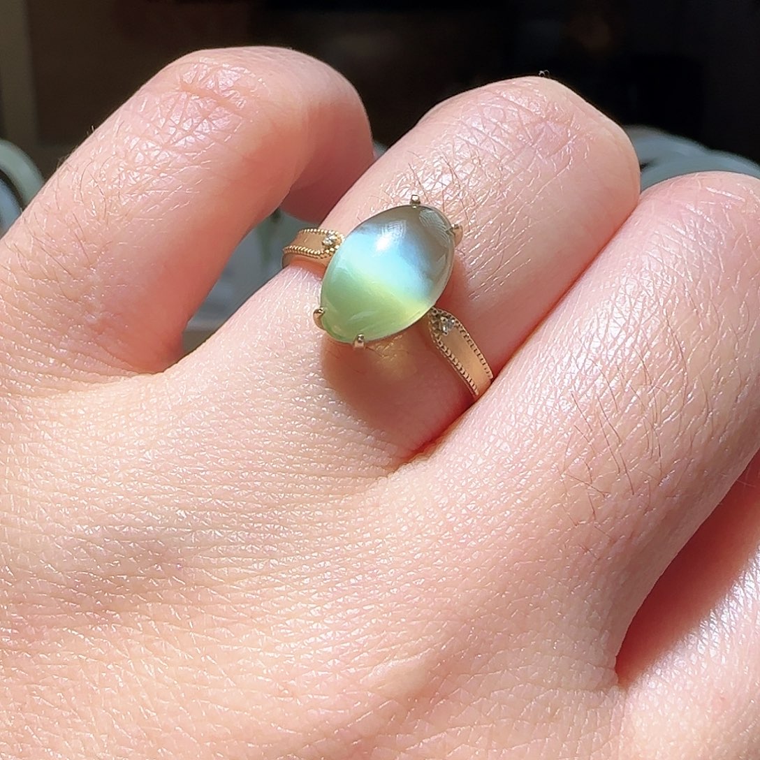 和田玉18K金镶嵌戒指