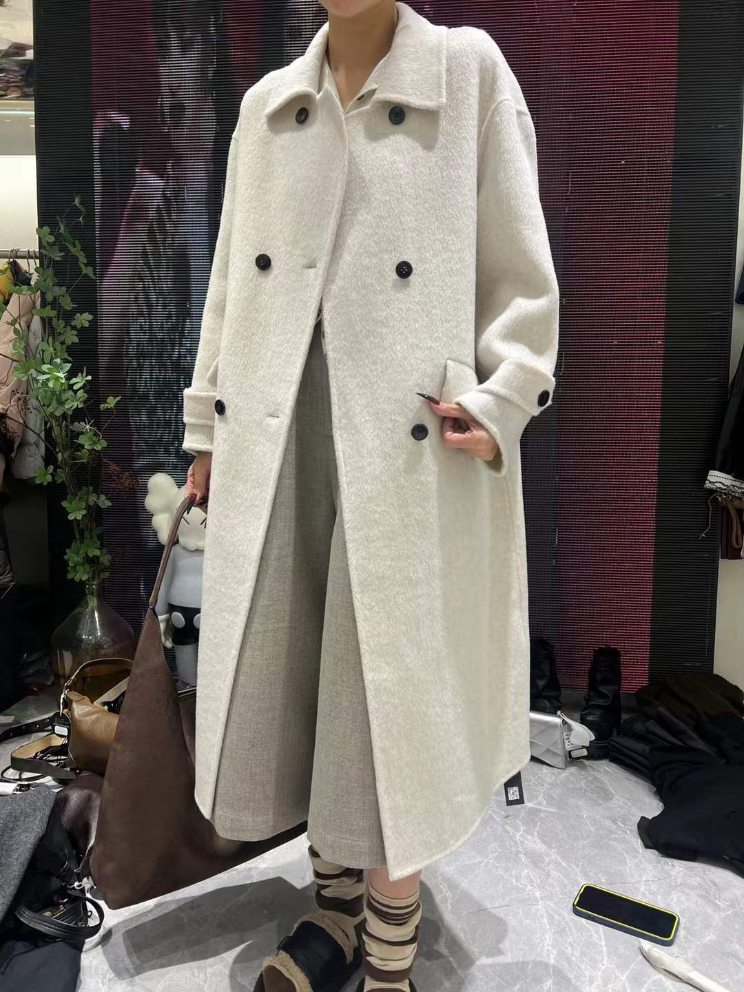 KM薄款纯色毛呢直下摆冬季过年毛呢大衣秋冬气12390（衣长115左右）