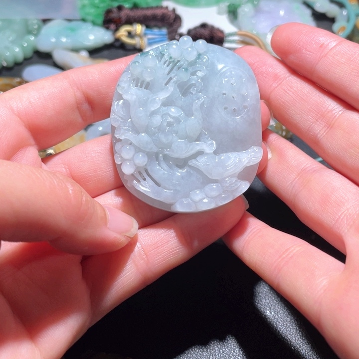 【闪购商品】翡翠颈饰未镶嵌天然翡翠