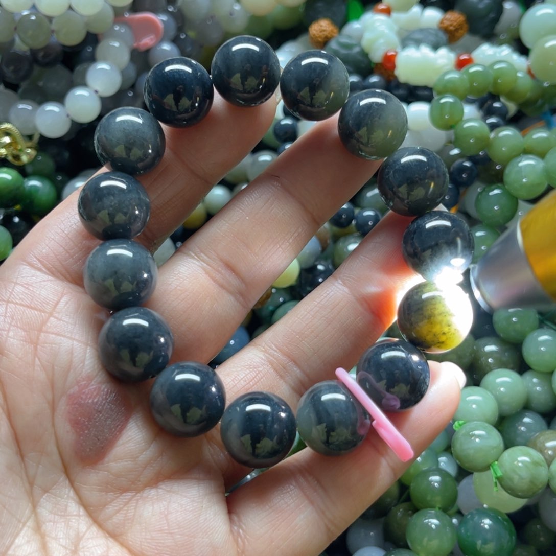 和田玉手链未镶嵌