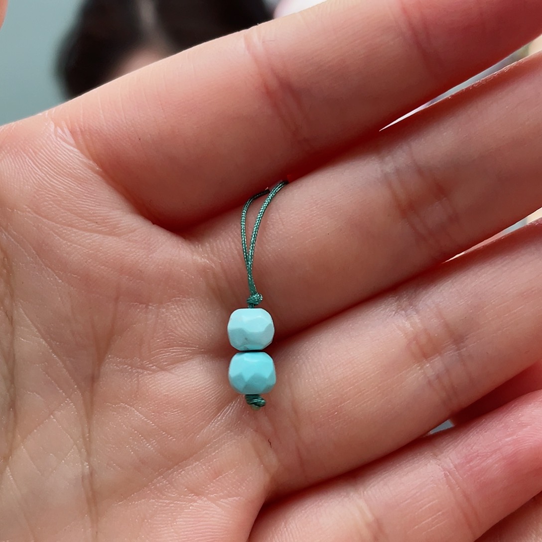 绿松石颈饰未镶嵌