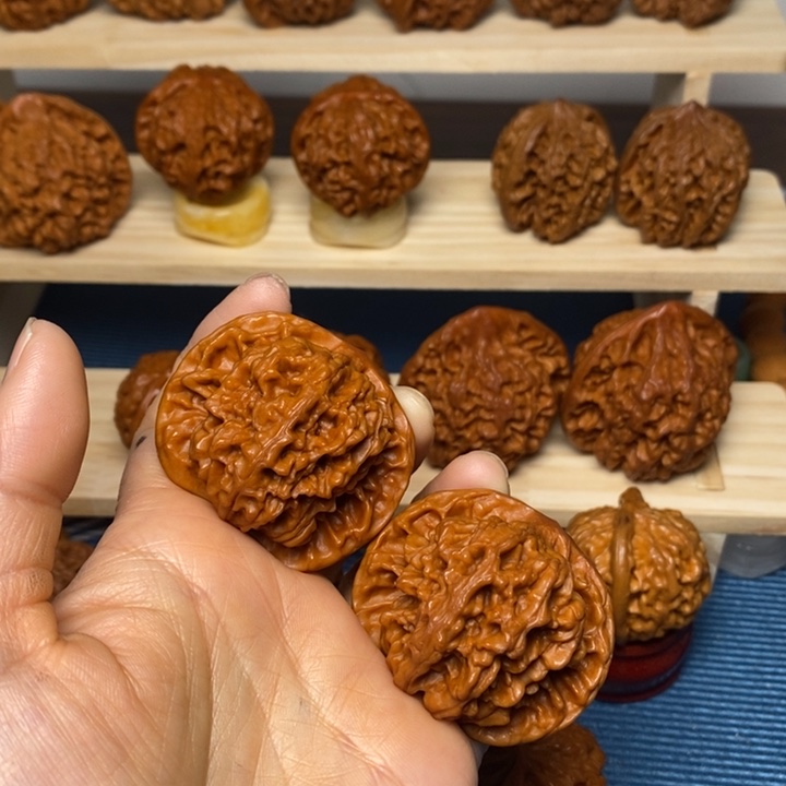 无***刚文玩核桃把件官帽