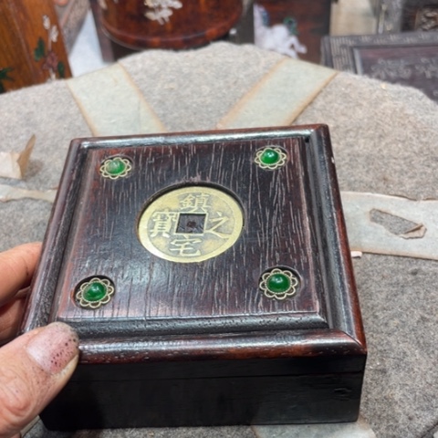 木盒子111111111111