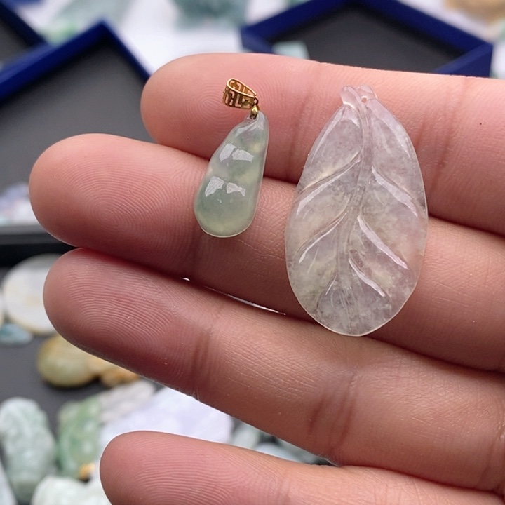 翡翠吊坠(不含链)未镶嵌周****鱼