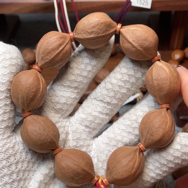 手串/手链橄榄核225/28鲨鱼背