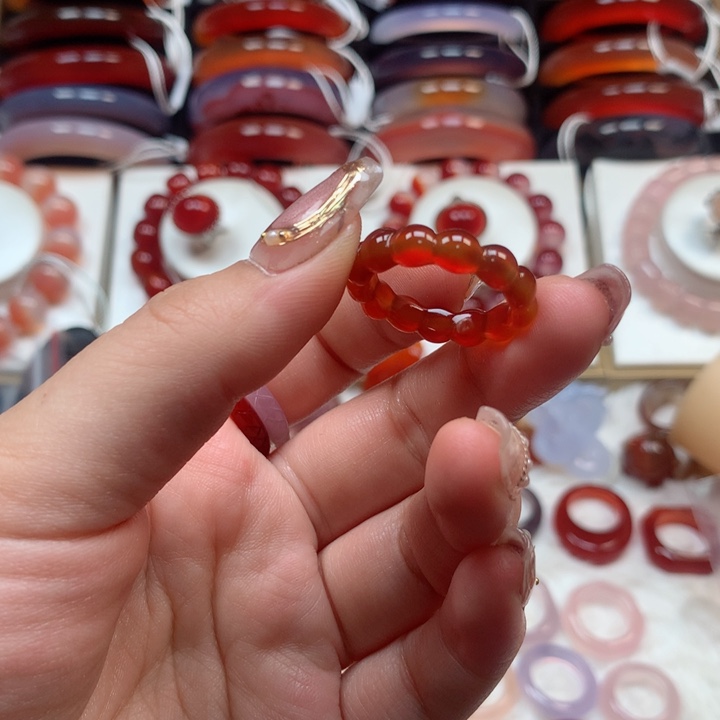 玛瑙/玉髓手镯未镶嵌喜****安